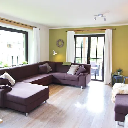 Appartement Near Skilift & Bikepark In *