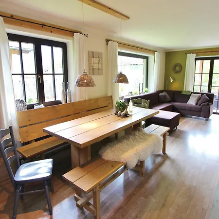 Appartement Near Skilift & Bikepark In *