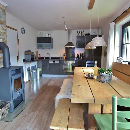 Appartement Near Skilift & Bikepark In